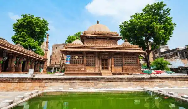 Some-of-Ahmedabad_s-religious-tourism-Spots